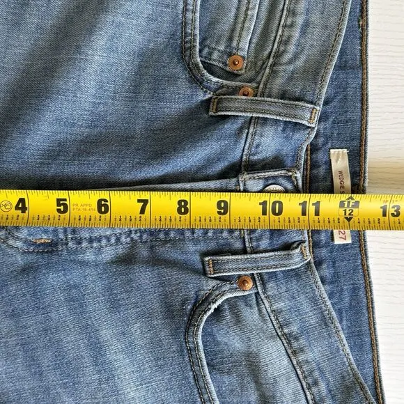LEVI’S Wedgie Skinny Women’s Jeans Size 27 Blue Button Fly Raw Hem Stretch