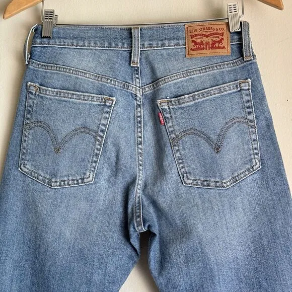LEVI’S Wedgie Skinny Women’s Jeans Size 27 Blue Button Fly Raw Hem Stretch