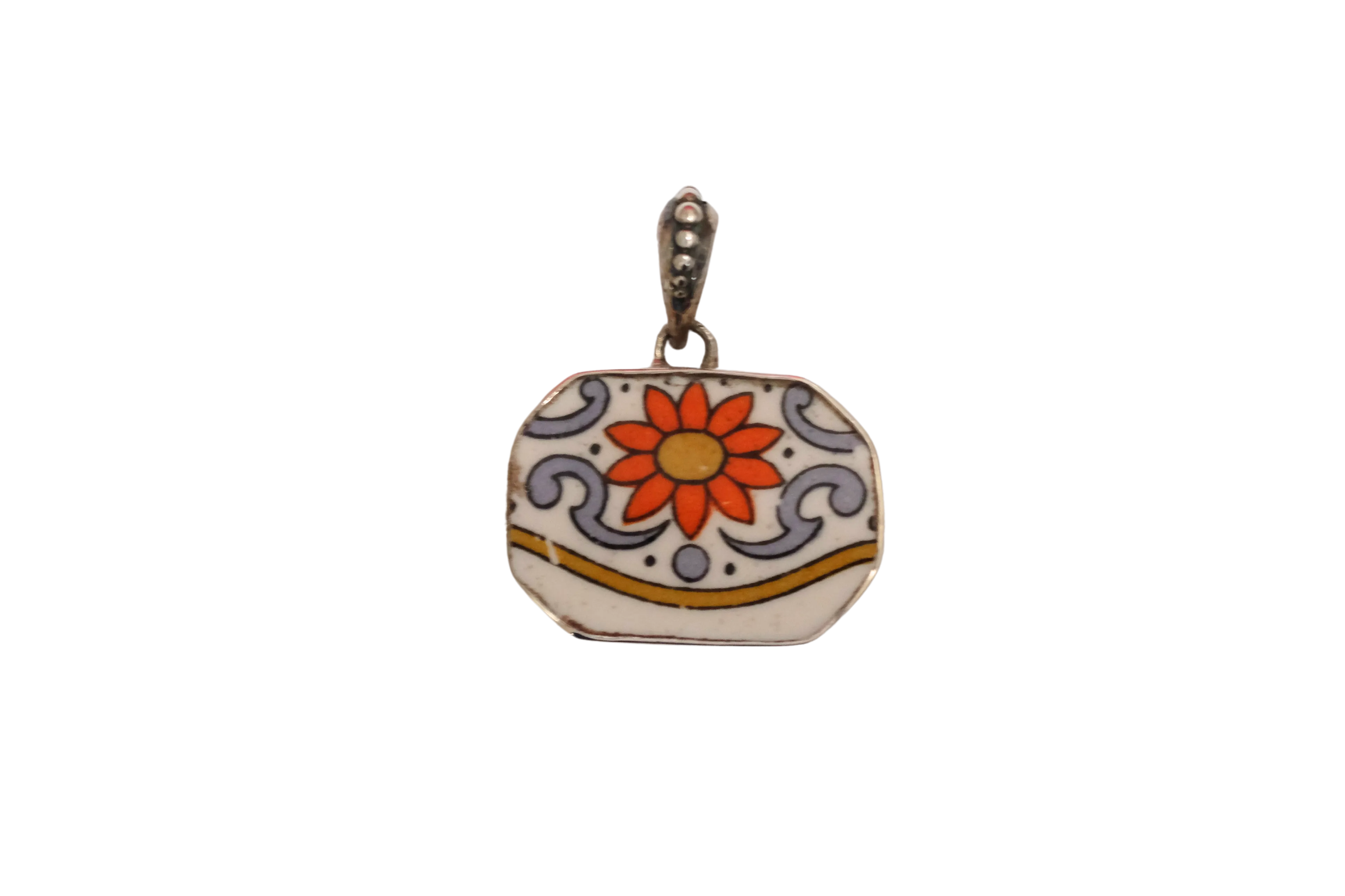 Little Retro Flower Pendant