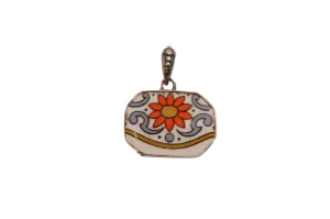 Little Retro Flower Pendant