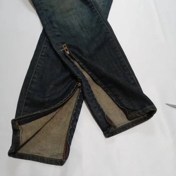 Lucky Brand Charlie Capri Jeans Size 25