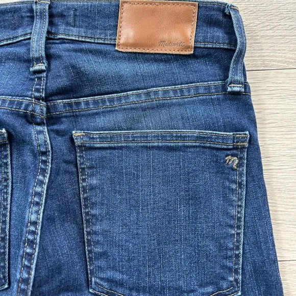 Madewell 10&quot; High-Rise Skinny Jeans in Hayes Wash