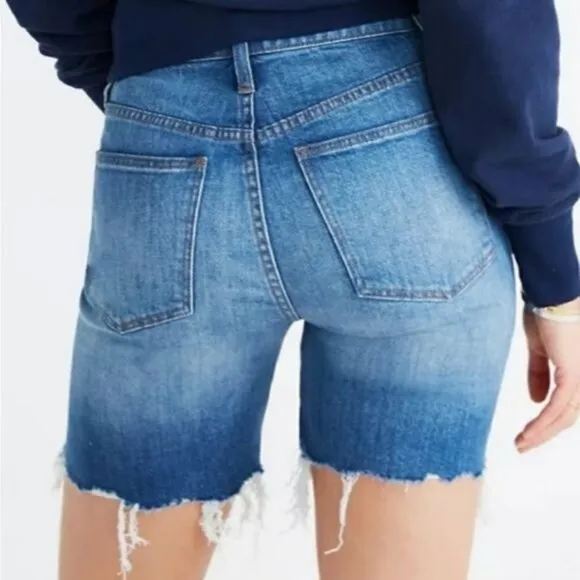 Madewell High-Rise Mid-Length Denim Shorts bernuda in Erwin Wash size 25