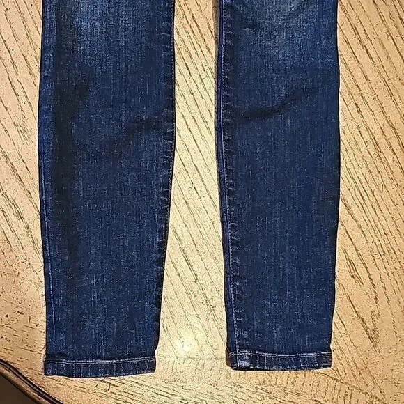 Maternity Joe's mid rise skinny jeans size 25