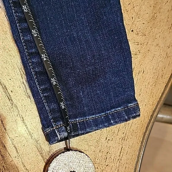 Maternity Joe's mid rise skinny jeans size 25