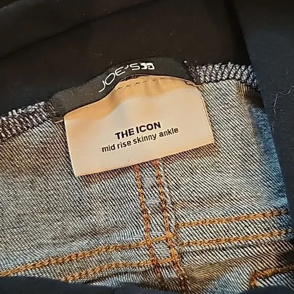 Maternity Joe's mid rise skinny jeans size 25
