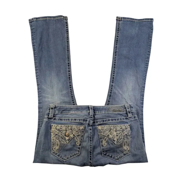 Miss Me Midrise Slim Bootcut GUC $119 Size 32        J1603