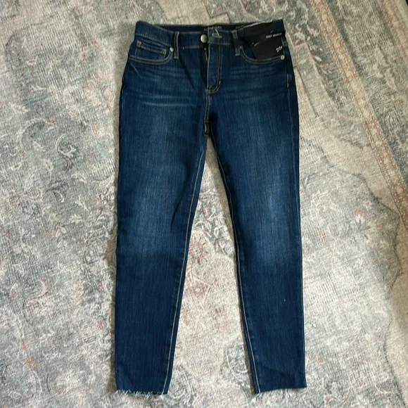 NWT - Banana Republic mid-rise skinny jeans
