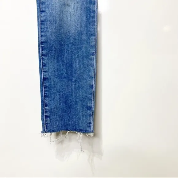 NWT Madewell 9” Mid Rise Skinny Jeans Destroyed