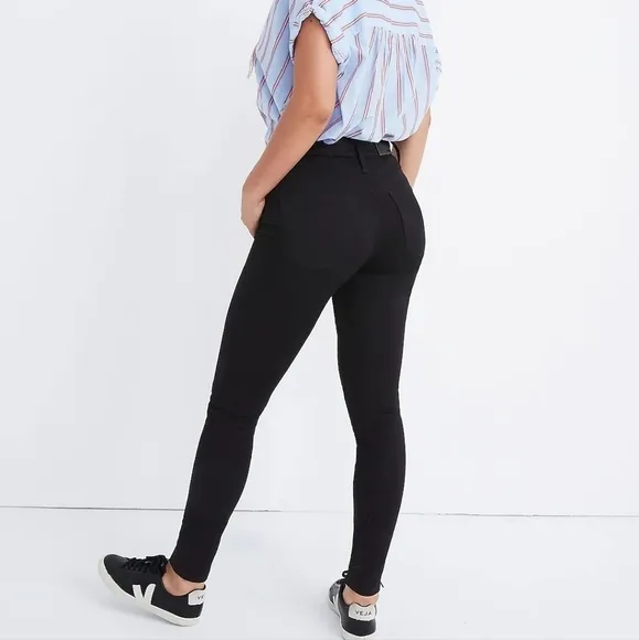 NWT Madewell Curvy High Rise Skinny Jean in black