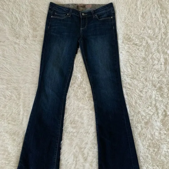 Paige Laurel Canyon low waist bootcut jeans, 28