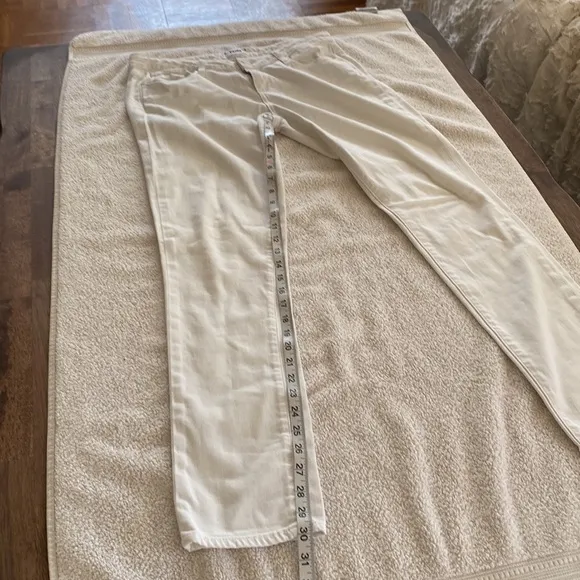 PAIGE white Jimmy Jimmy skinny jeans from Bloomingdale’s w/ front &amp; back pockets