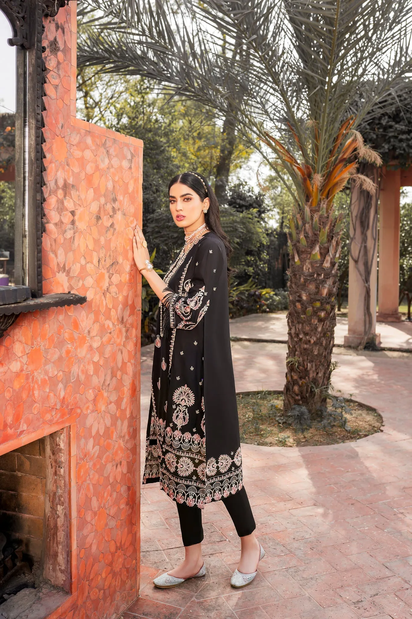 Pakistani Black Dress in Kameez Trouser Dupatta Style