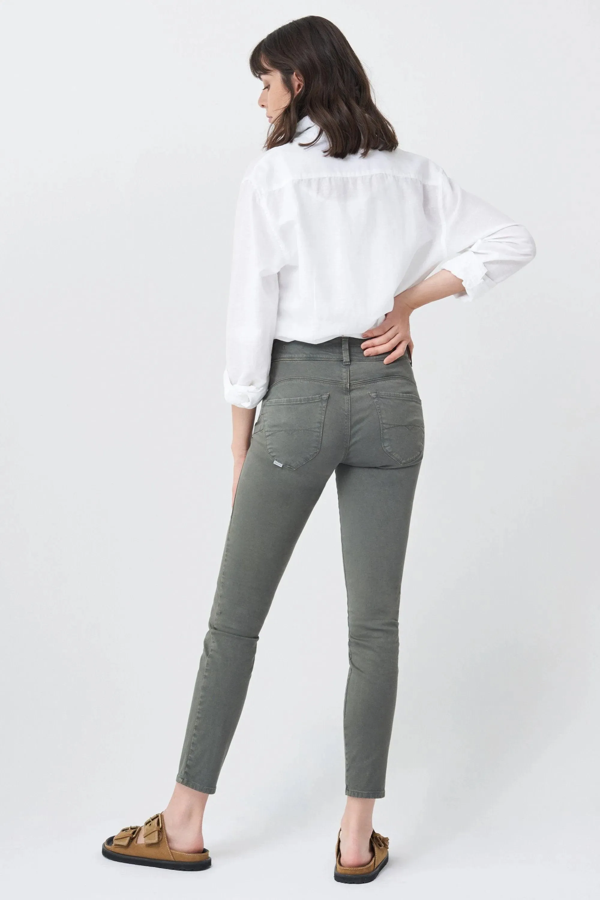 Pantalones Push In Secret Skinny Con Color