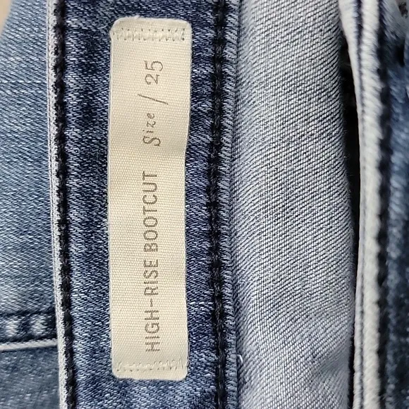 Pilcro Anthropologie High Rise Bootcut Button Hem Jeans sz25