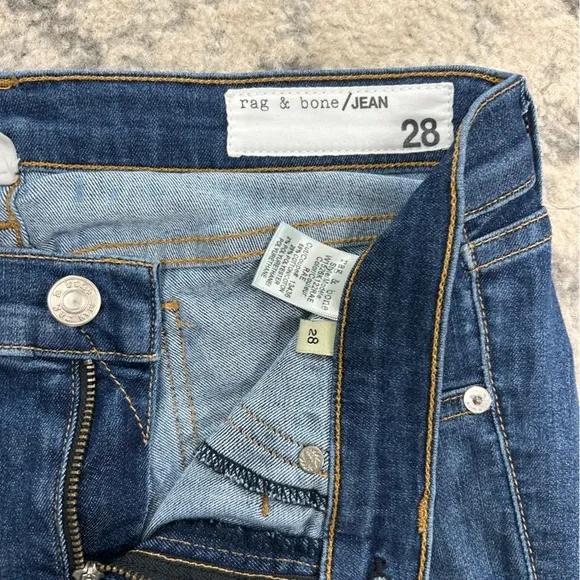 rag &amp; bone Capri Skinny Blue Jeans Women’s size 28​