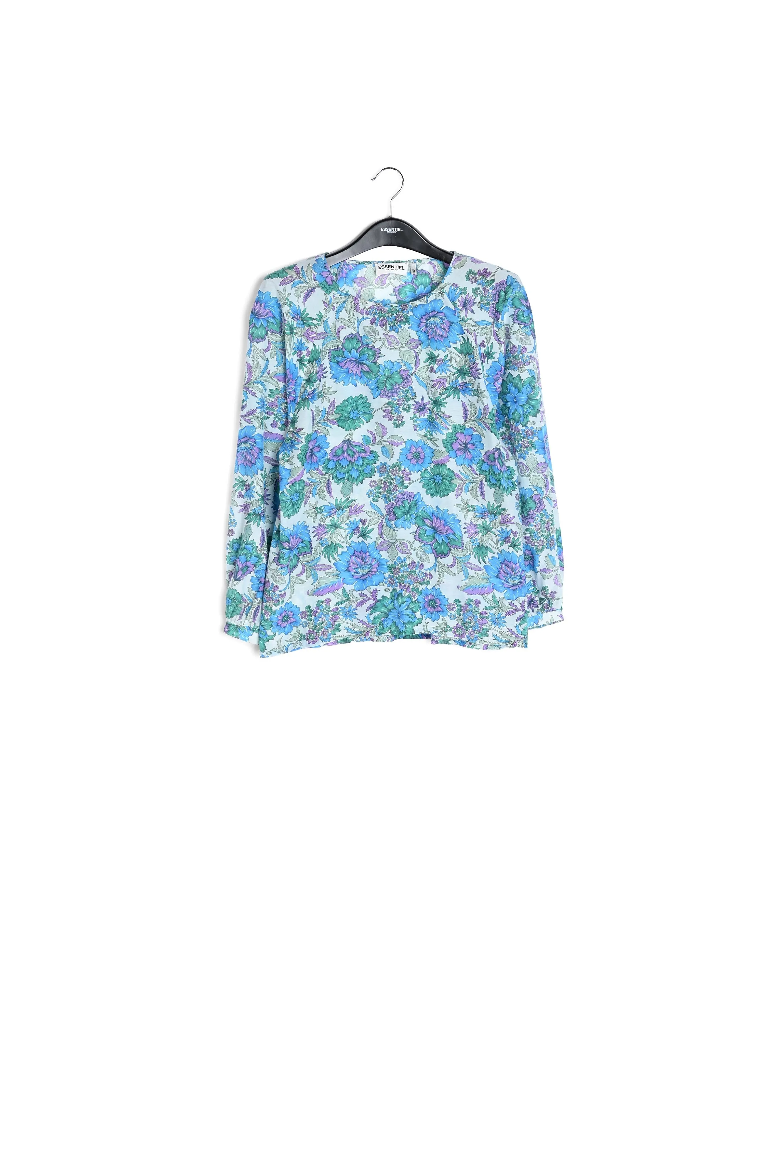 Raglan sleeve top