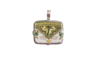 Retro Green Rectangle Pendant