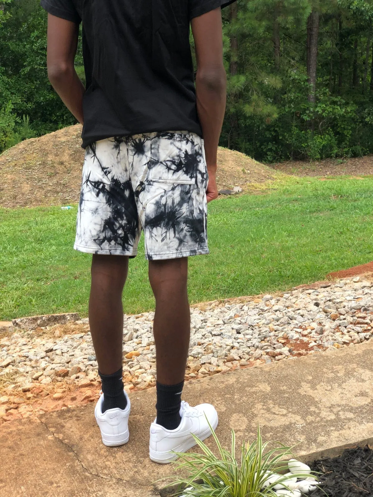 RISKY REWARDS MARBLE TIE DYE CARGO SHORTS