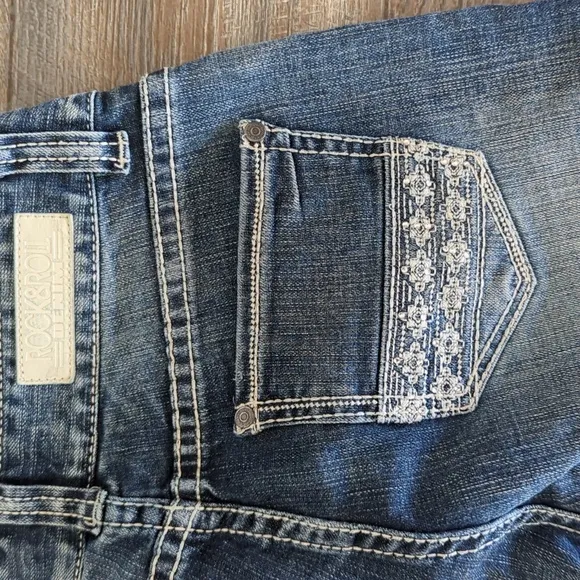 ROCK &amp; ROLL Cowgirl Mid Rise Bootcut denim rodeo western jeans sz26x34L like new