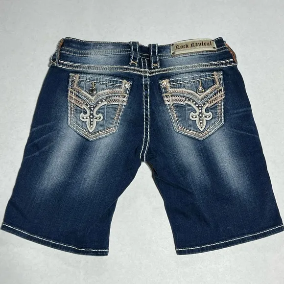 Rock Revival Codee East Bermuda shorts size 27