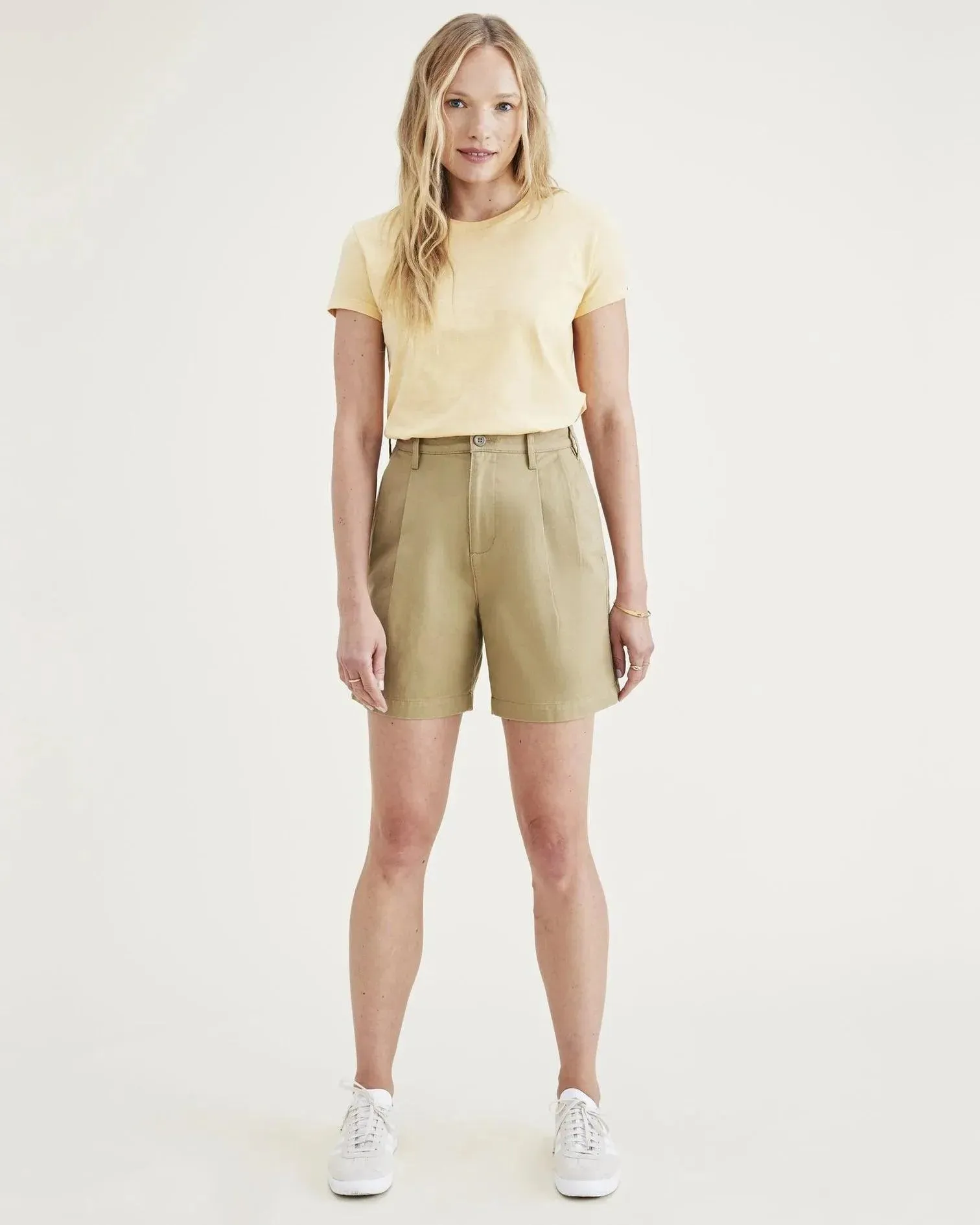 Shorts Dockers de Mujer Pleated Harvest Gold Beige