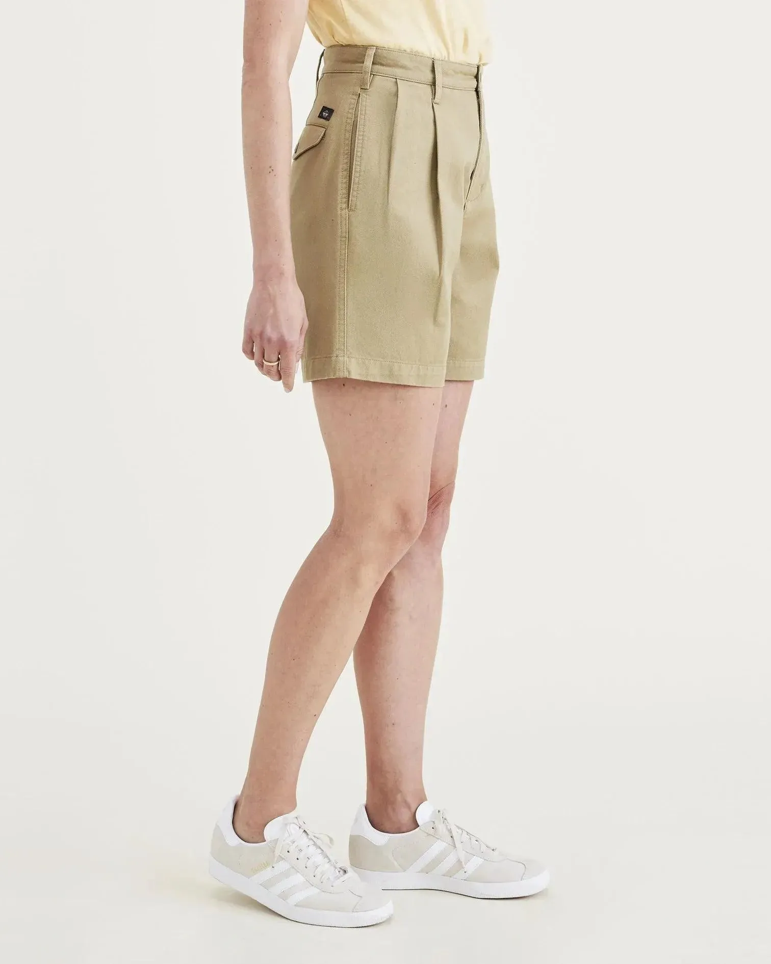 Shorts Dockers de Mujer Pleated Harvest Gold Beige