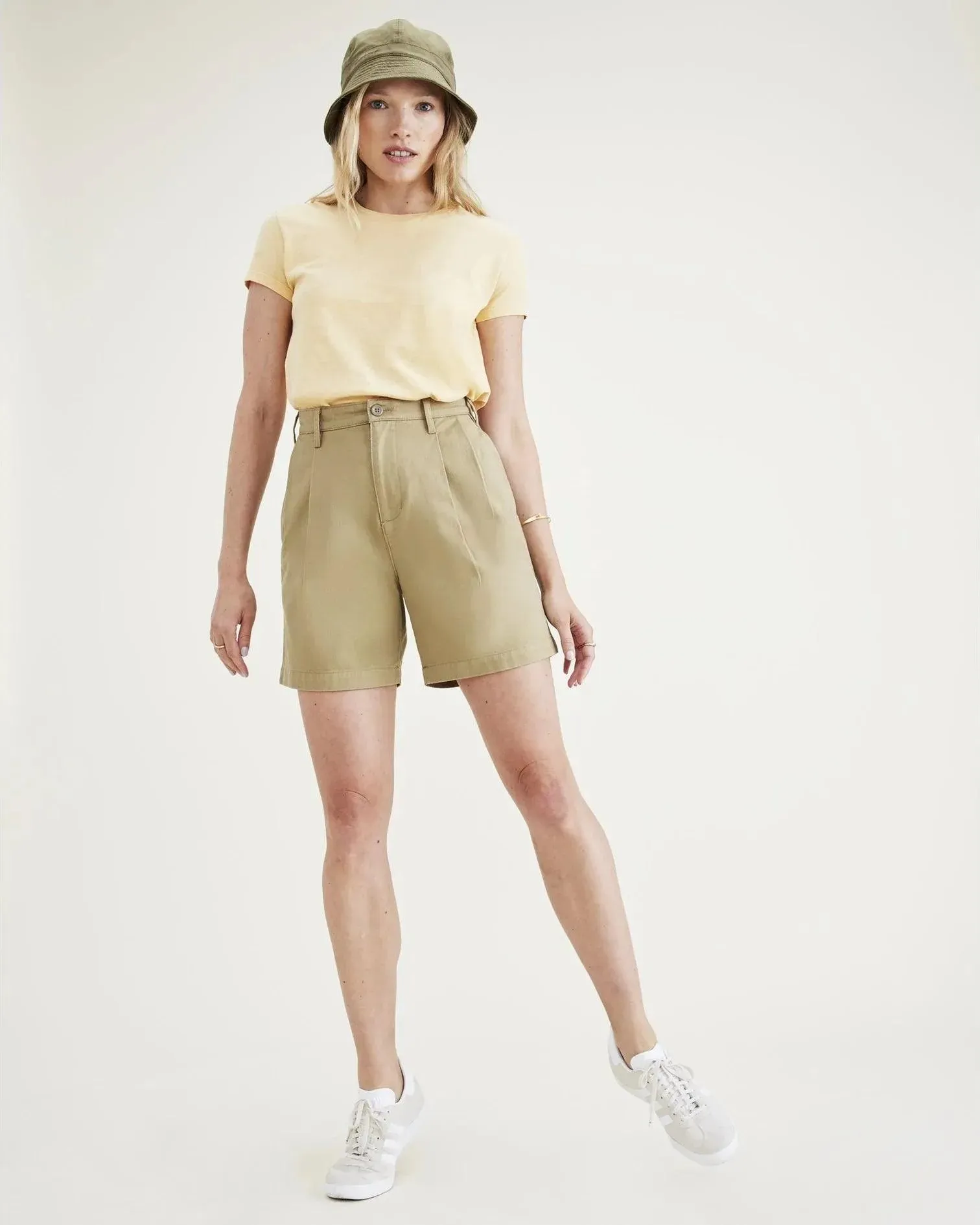 Shorts Dockers de Mujer Pleated Harvest Gold Beige
