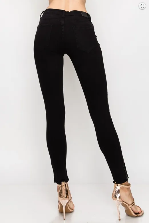 Side Zipper Jean in Black