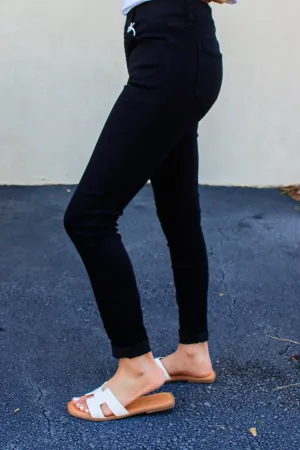 Simone Pull On Skinnies - Black
