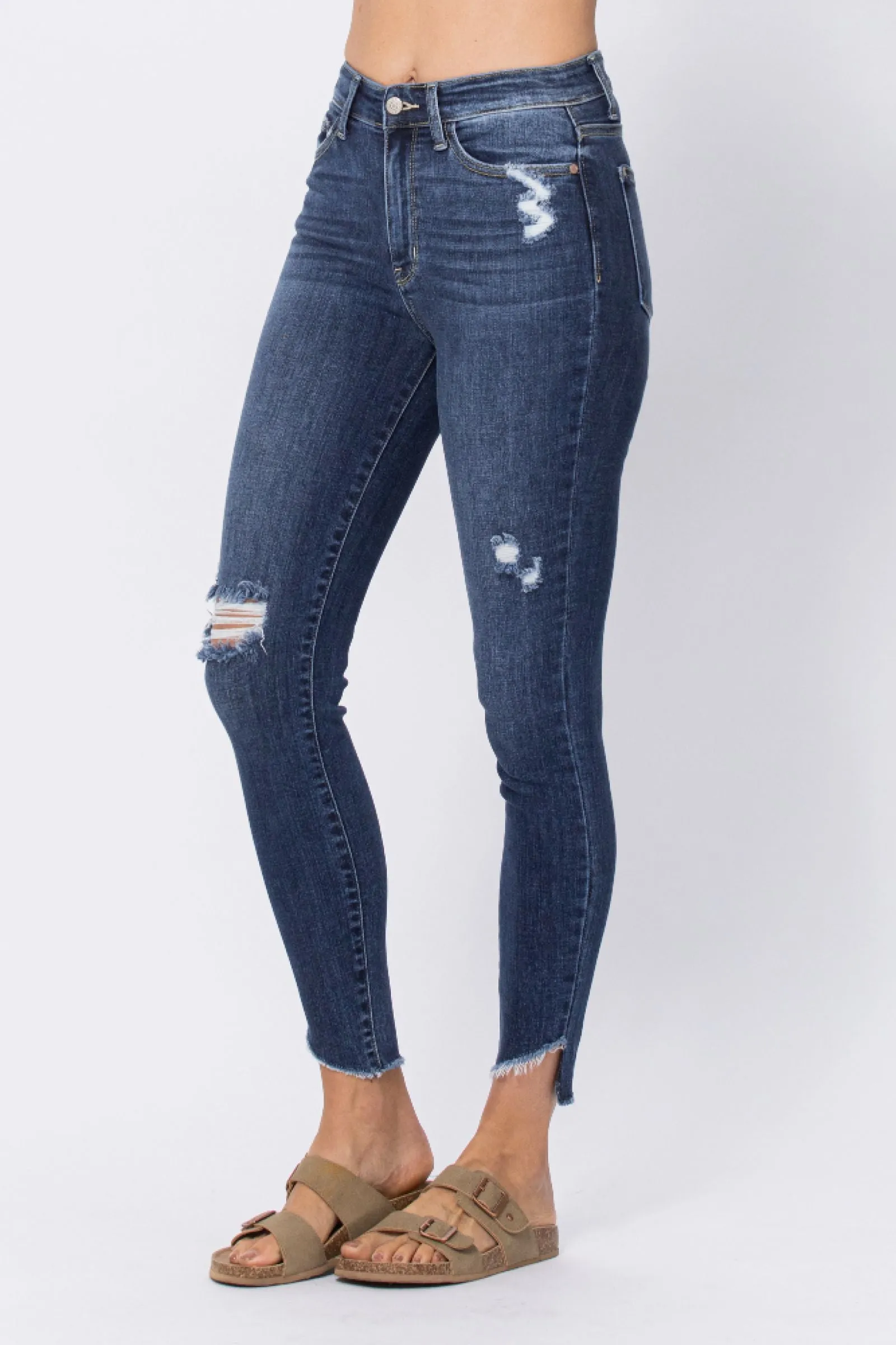 Slanted Fray Hem Skinny Jeans