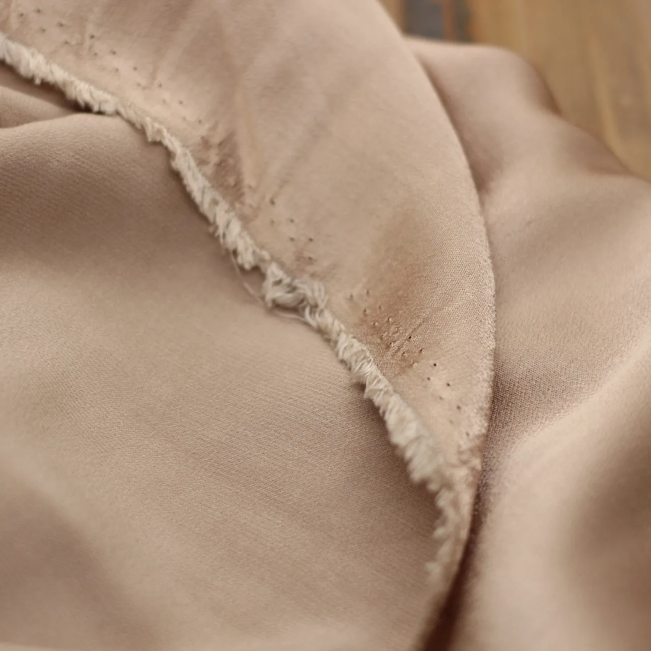 Tissu Satin de Viscose Uni - Bronze  (Vendu x10cm)