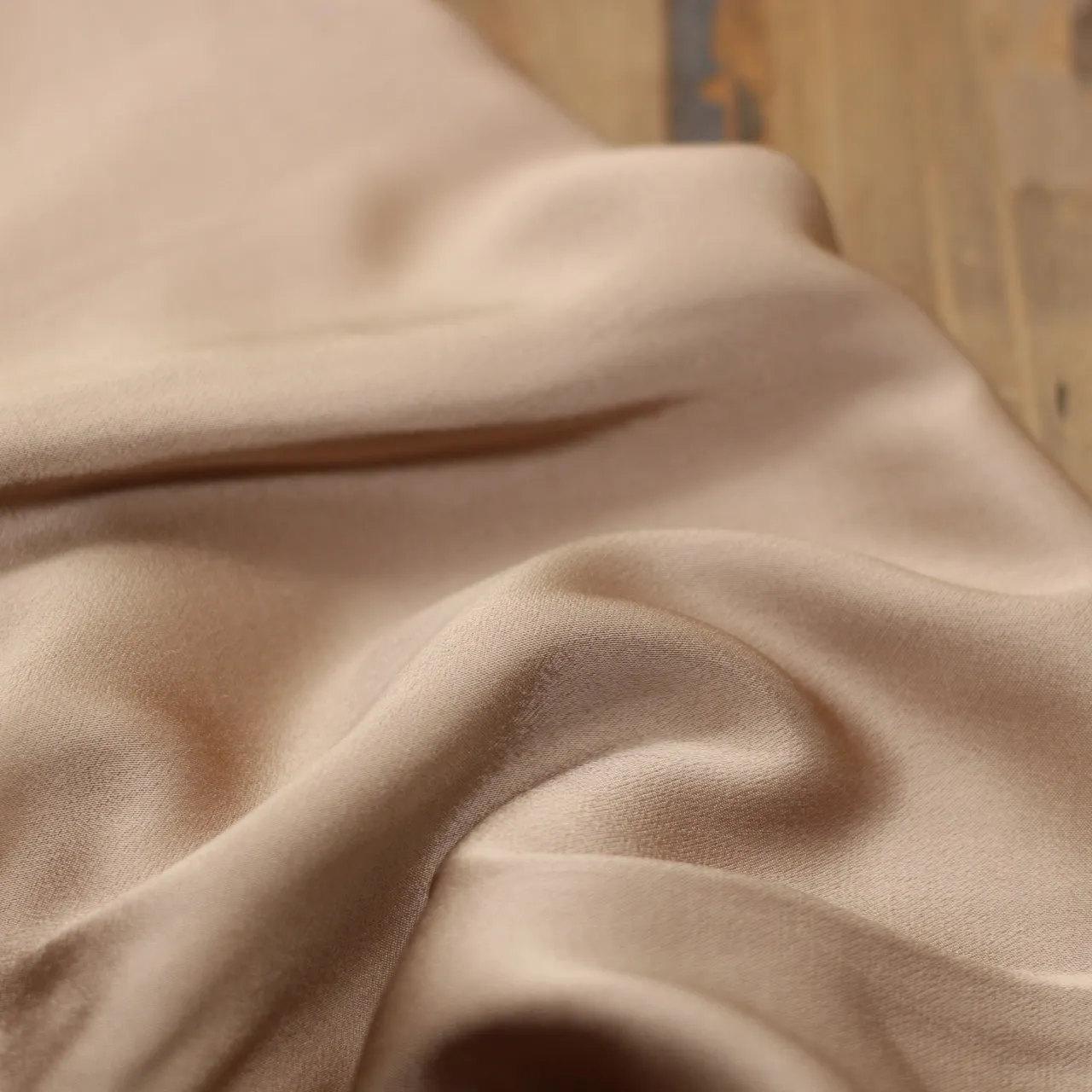 Tissu Satin de Viscose Uni - Bronze  (Vendu x10cm)