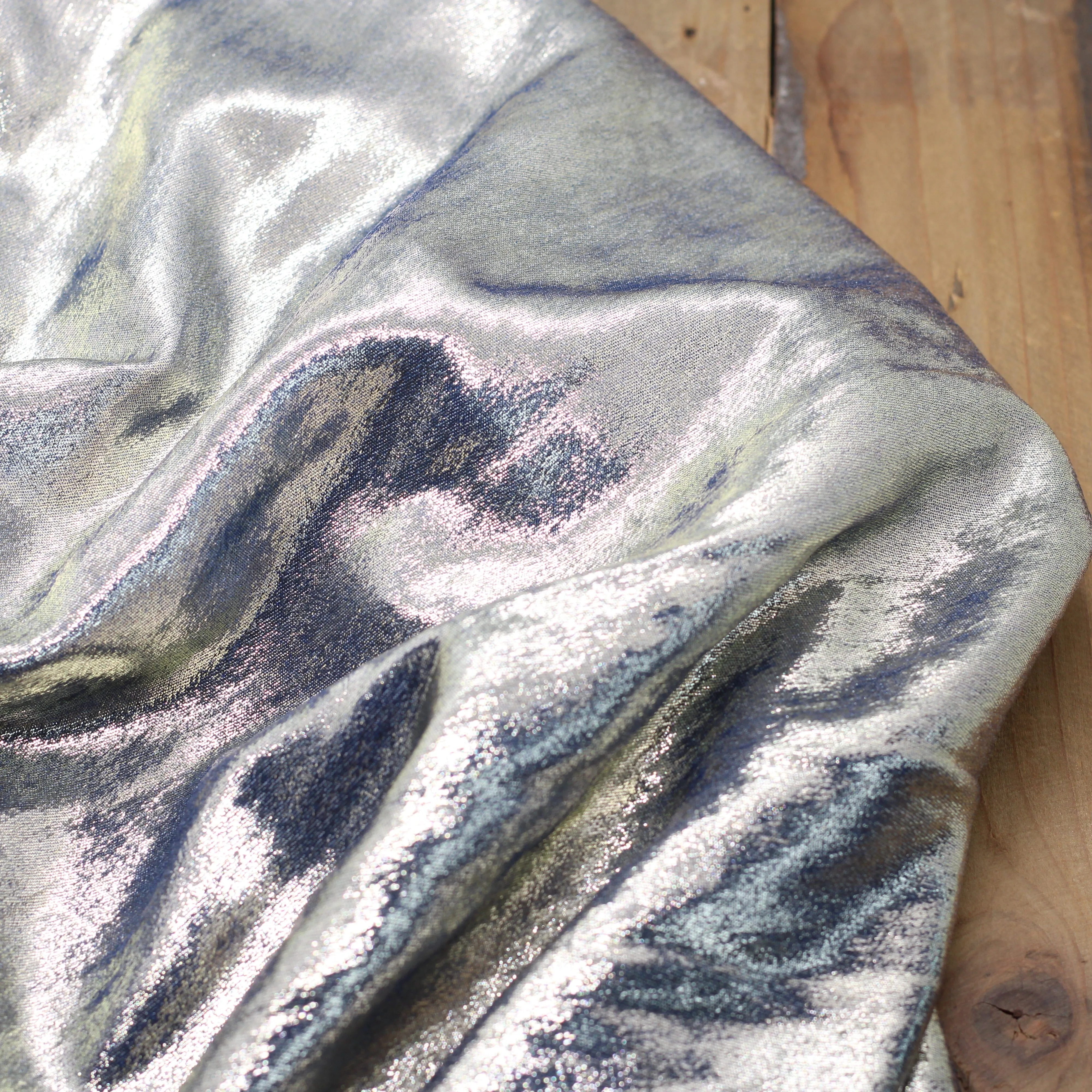 Tissu Satin denim irisé- Bleu/Or doré (Vendu x10cm)