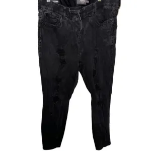 TORRID bombshell skinny jeans DISTRESSED BLACK JEANS - SIZE 20R