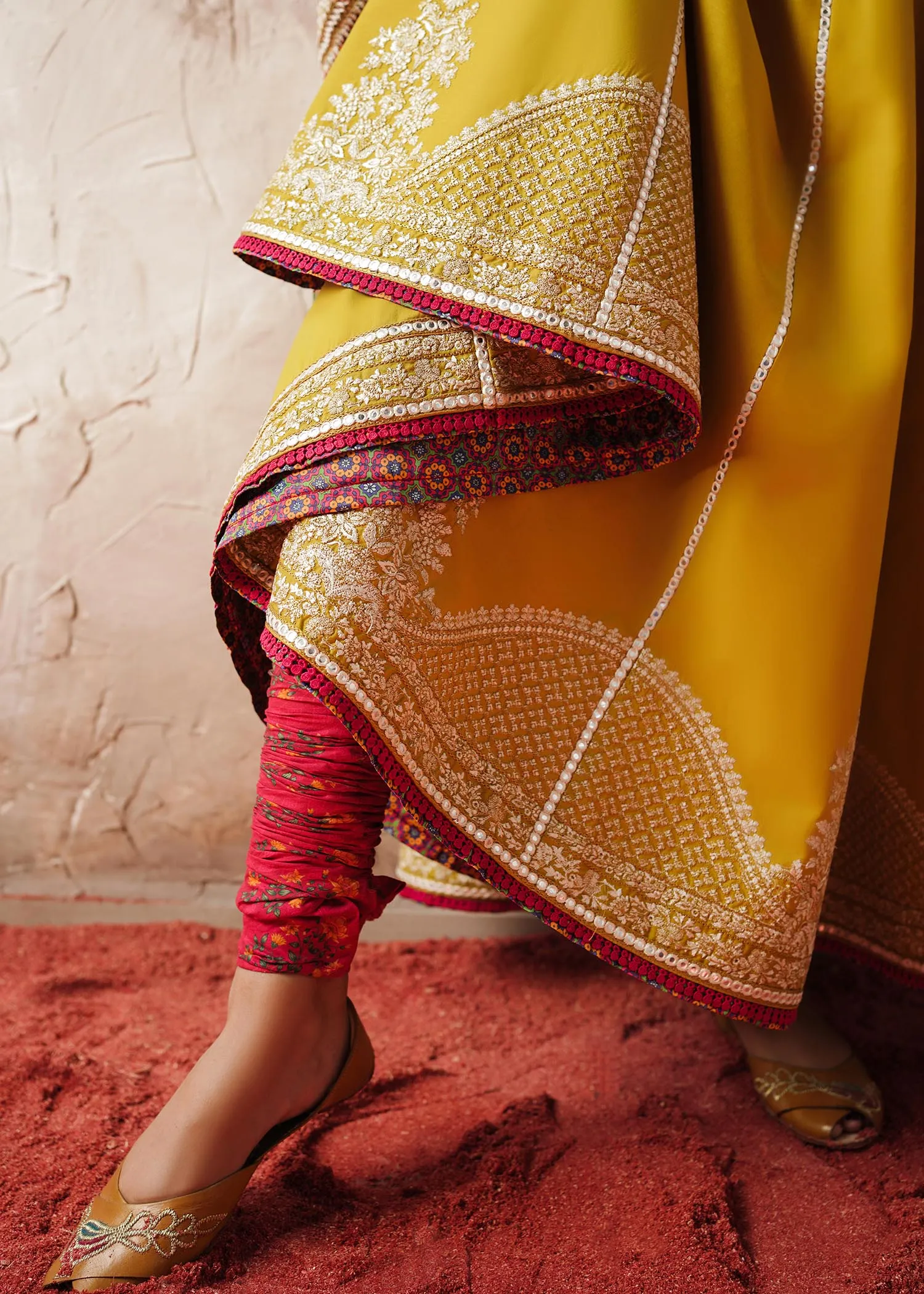 Traditional Pishwas Dupatta Pakistani Wedding Dress