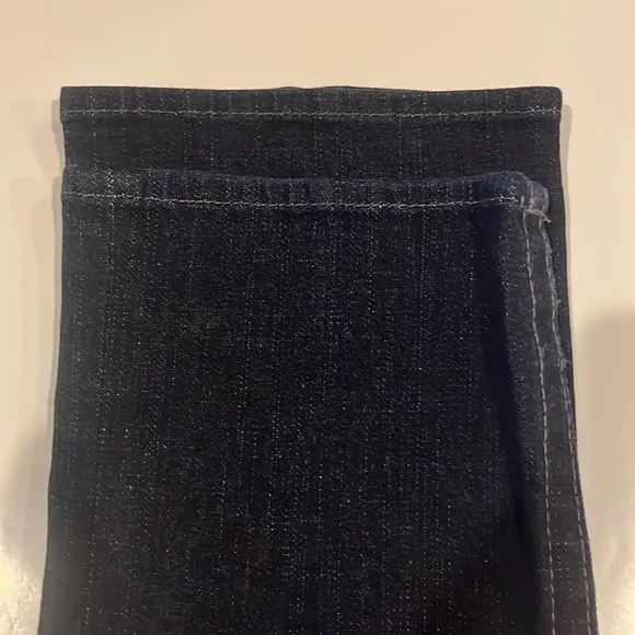 True Religion Billy Seat Boot Cut Mid Rise Jeans Size 28