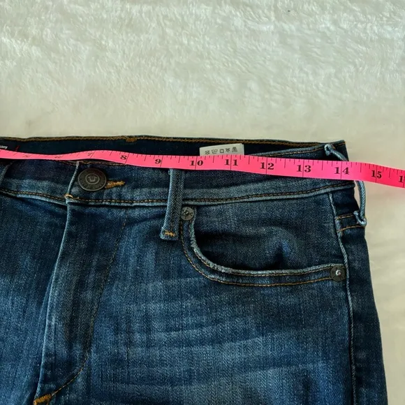 True Religion Halle Mid Rise Super skinny Jeans, size 27