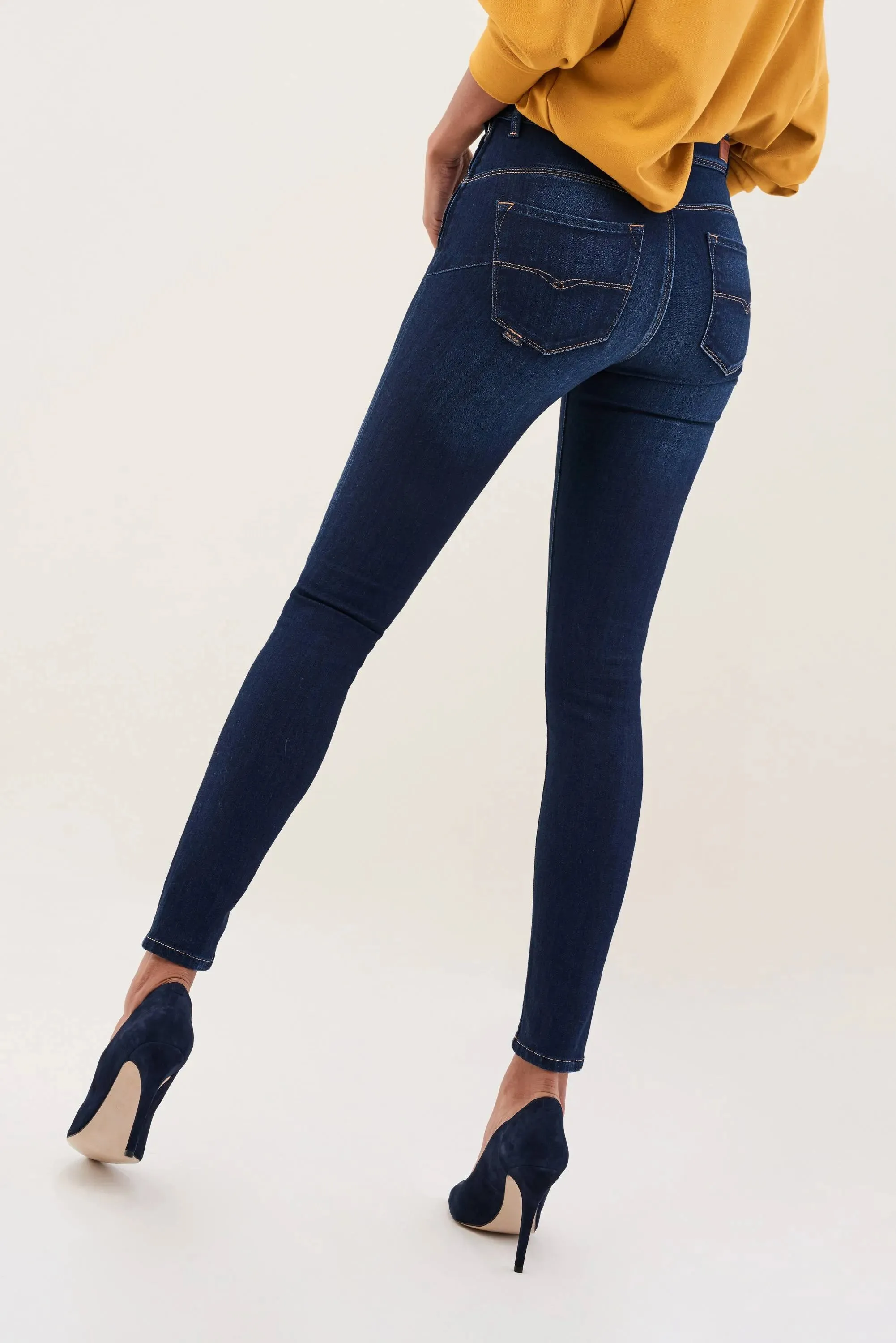 VAQUEROS SECRET GLAMOUR PUSH IN JEGGING EN DENIM
