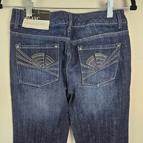 White House Black Market Womens Blanc 2R Universal Fit Bootcut Blue Jeans Classy