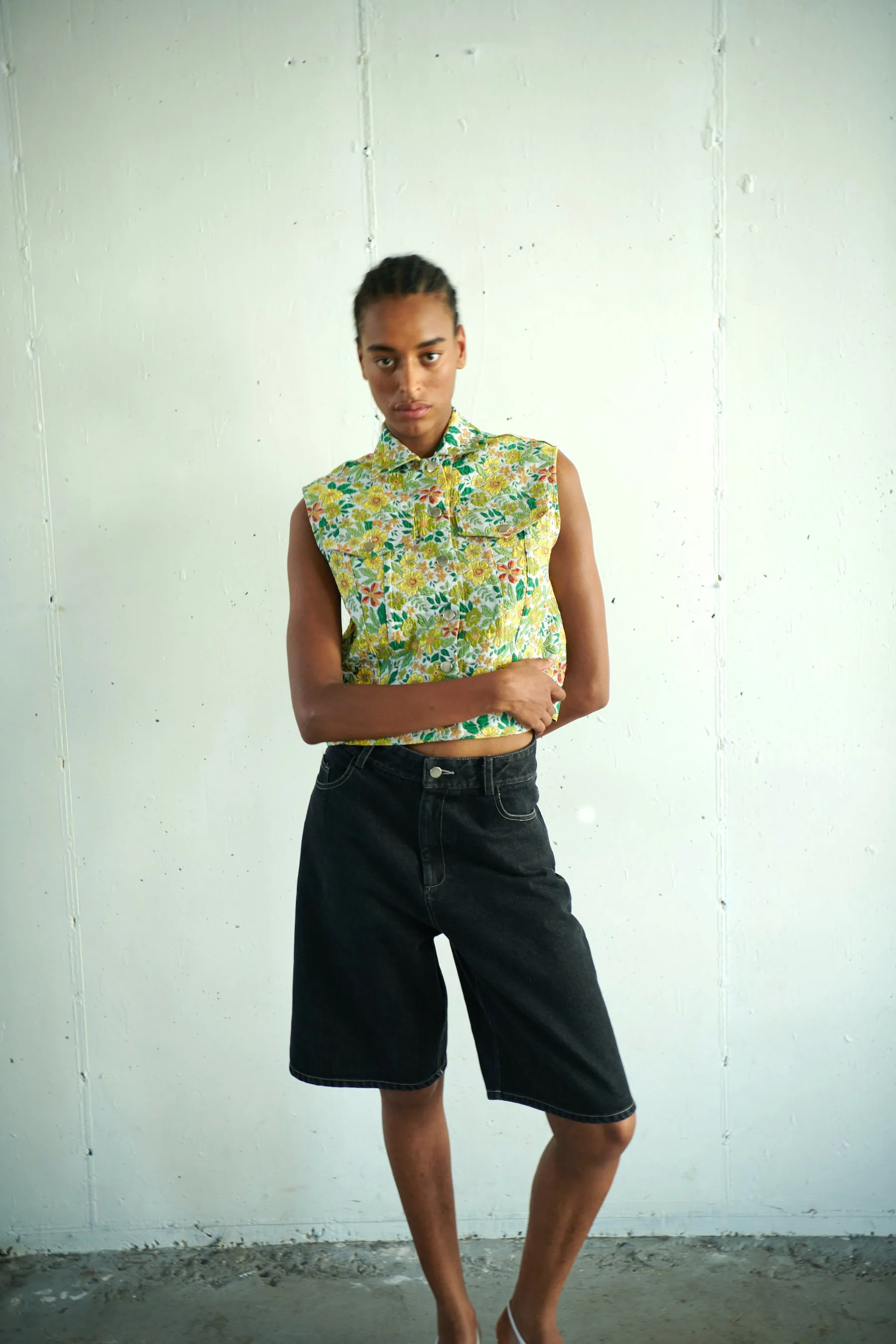 Wide Leg Jean Shorts - Black Stonewash